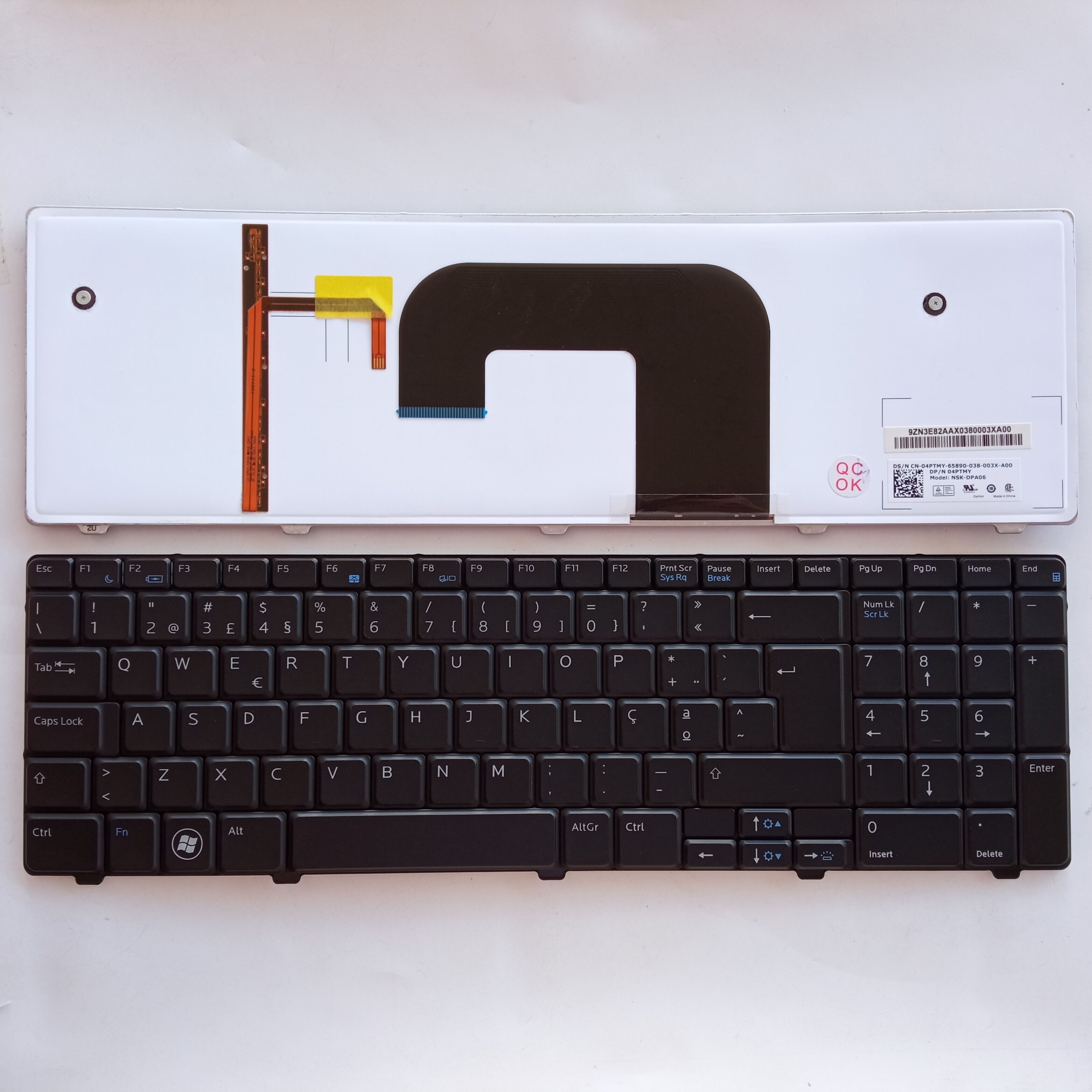 Picture of New Replacement Laptop Keyboard For DELL V3700 BLACK Backlit PO Layout
